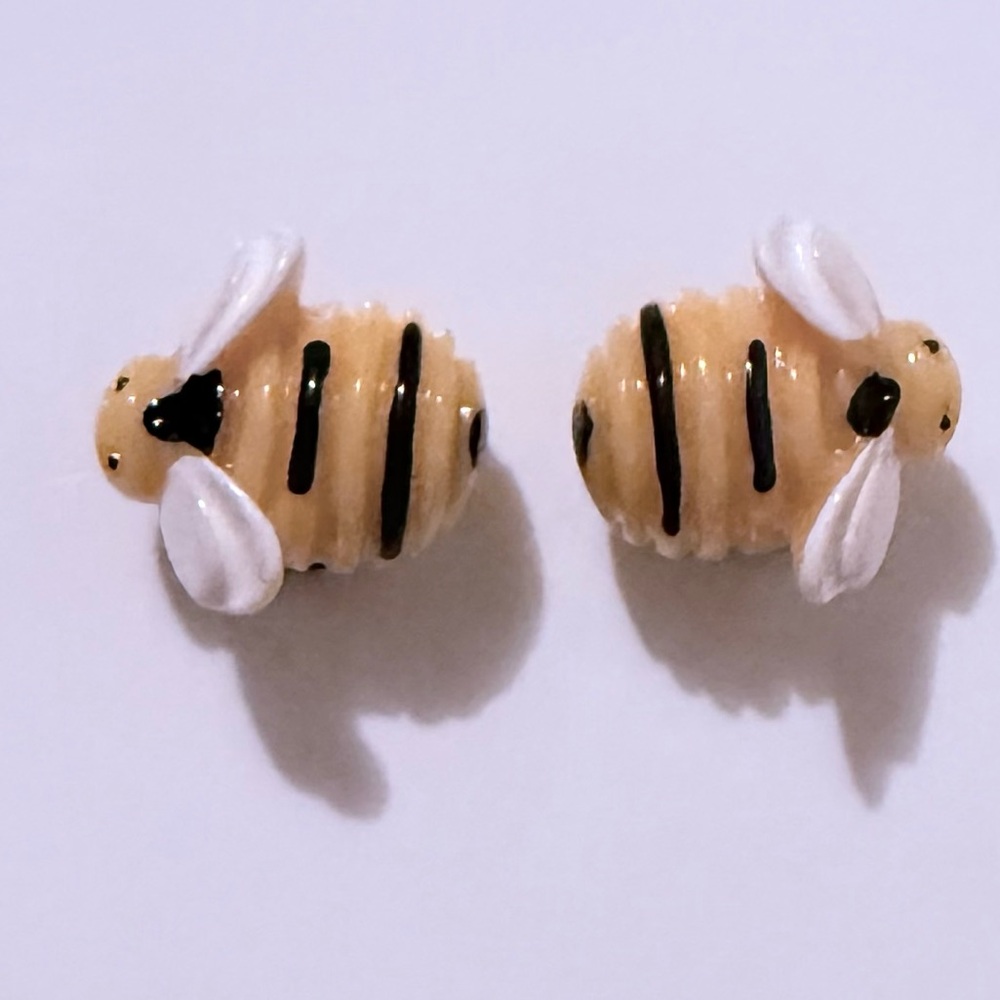2 Resin Bee Croc Charm Shoe Charm Jibbit Disney Croc Charms